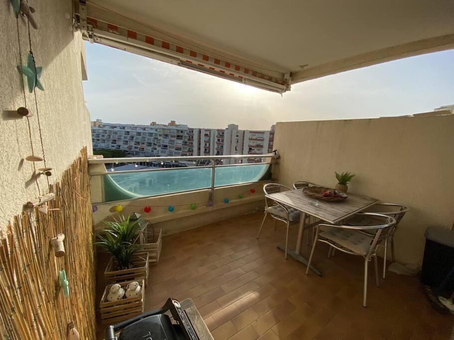 Joli Studio Vue Mer Et Port Mauguio Exterior photo
